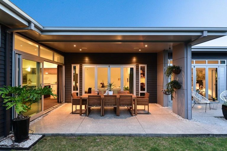 Photo of property in 38 Winslow Court, Huntington, Hamilton, 3210