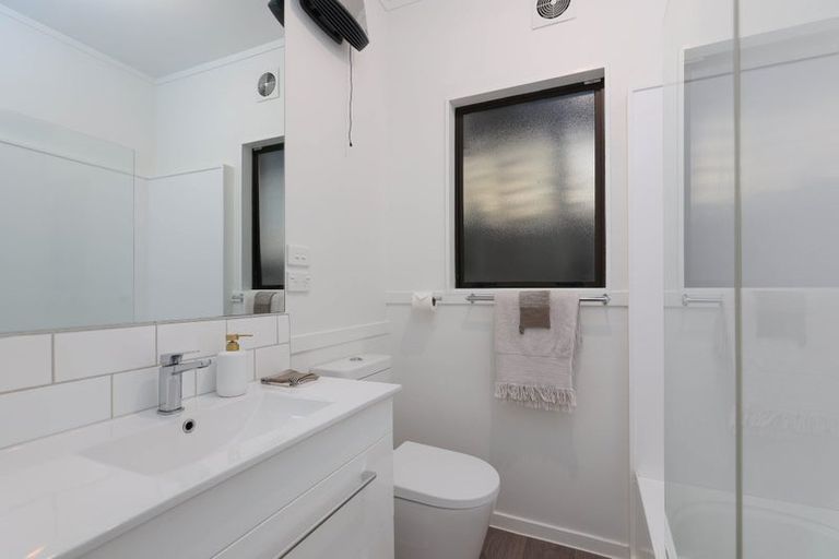 Photo of property in 33 Athol Street, Glenduan, Nelson, 7071