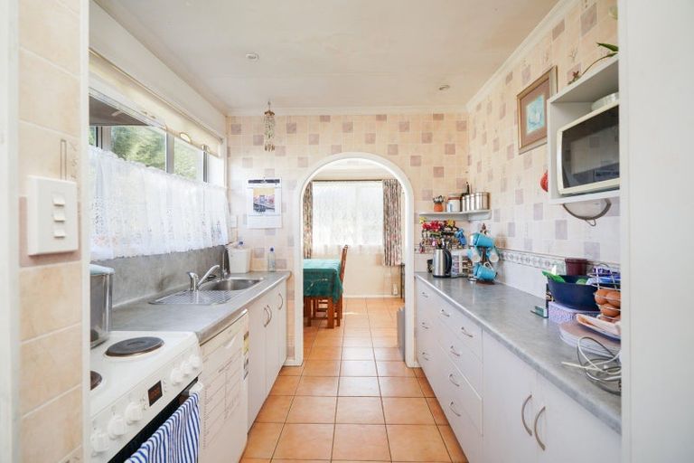 Photo of property in 72 Paisley Street, Kew, Invercargill, 9812