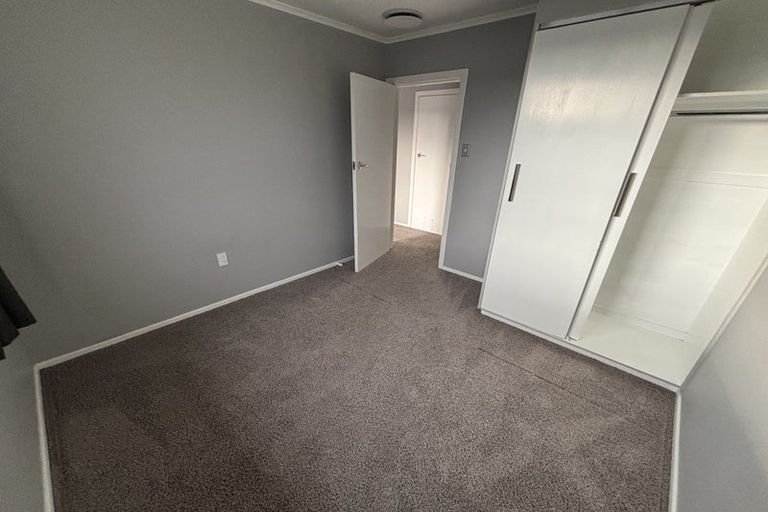 Photo of property in 40 Cumberland Street, Merrilands, New Plymouth, 4312