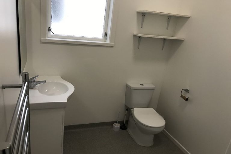 Photo of property in 107 Salamanca Road, Wellington Central, Wellington, 6011