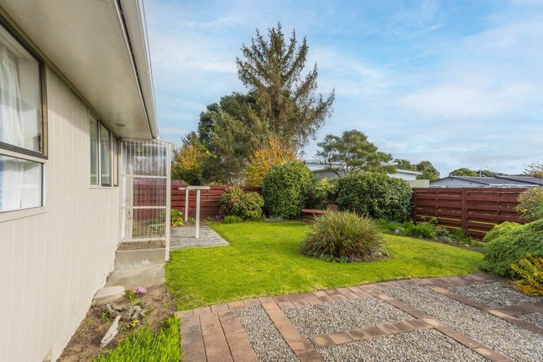 Photo of property in 49 Arawhata Road, Paraparaumu, 5032