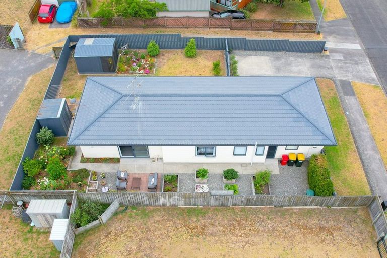 Photo of property in 25 Scott Avenue, Otaki Beach, Otaki, 5512