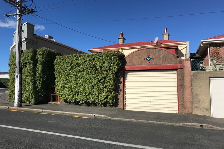 Photo of property in 11 Lawrence Street, Mornington, Dunedin, 9011