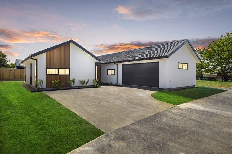 Photo of property in 7 Pipipi Lane, Halswell, Christchurch, 8025