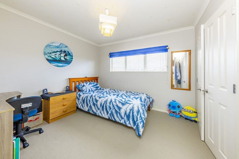 Photo of property in 19 Cairnsvale Rise, Manurewa, Auckland, 2105