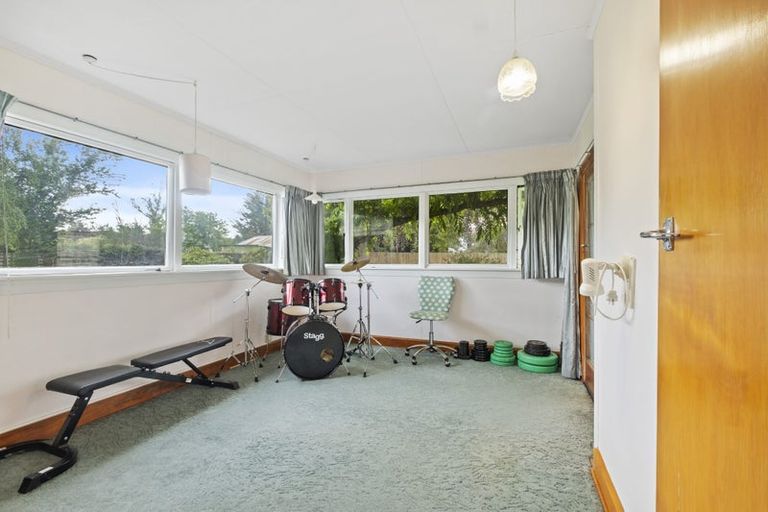 Photo of property in 1 Montrose Avenue, Culverden, 7392