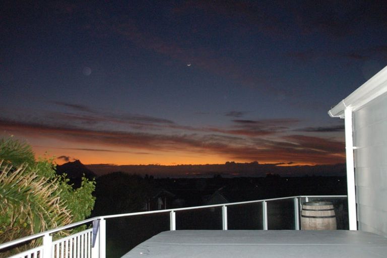 Photo of property in 16 Seaview Road, Ruakaka, 0116