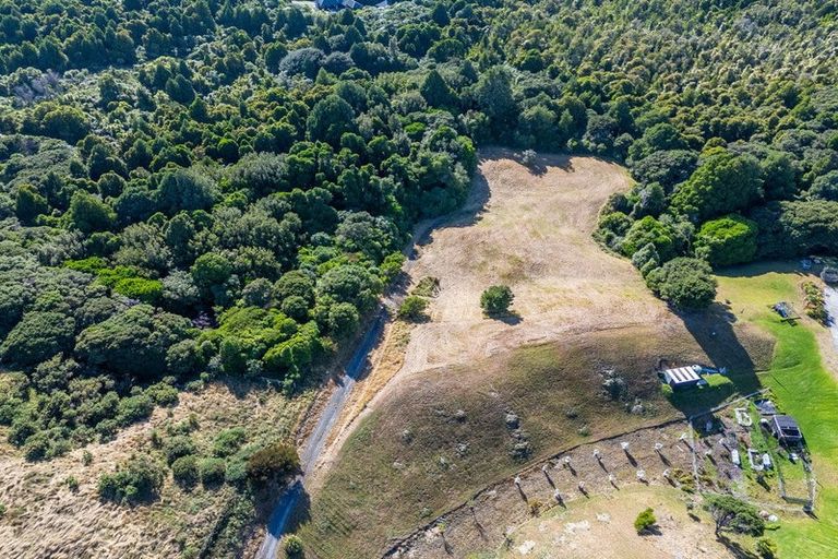 Photo of property in 17 Jacks Bush Road, Waikanae, 5391