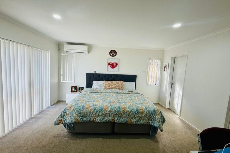 Photo of property in 4 Willowbank Close, East Tamaki Heights, Auckland, 2016
