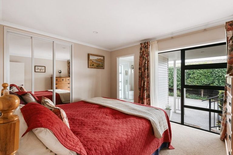 Photo of property in 46 Links View Drive, Omokoroa, 3114