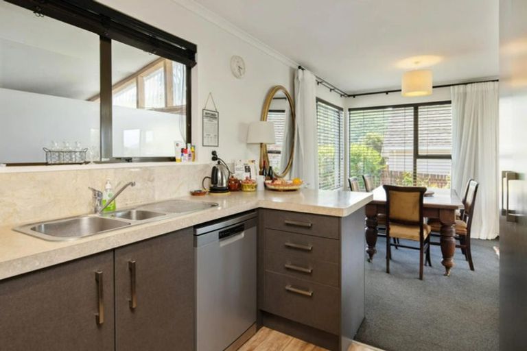 Photo of property in 247a Waikawa Road, Waikawa, Picton, 7220