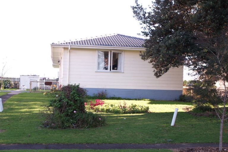 Photo of property in 20 Chalfont Street, Mangere East, Auckland, 2024