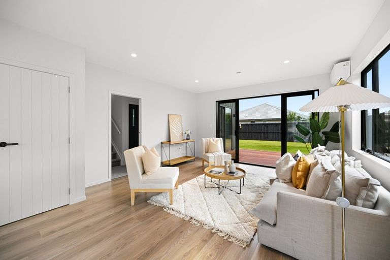 Photo of property in 70 Overton Street, Rototuna North, 3210