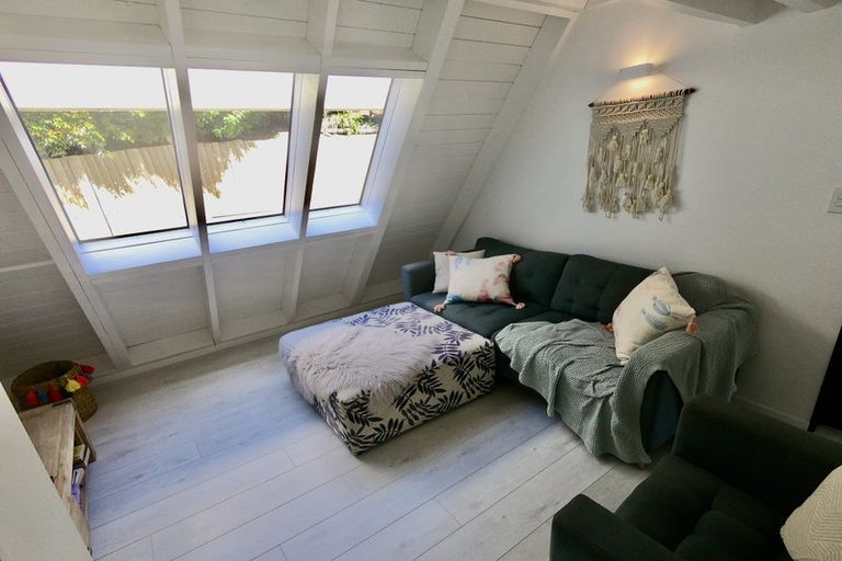 Photo of property in 18 Ngahere Drive, Horahora, Whangarei, 0110