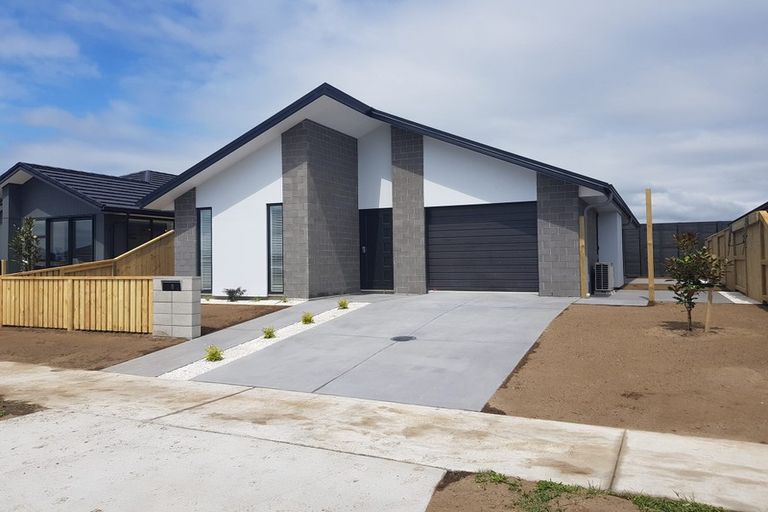Photo of property in 70 Union Drive, Papamoa, 3118