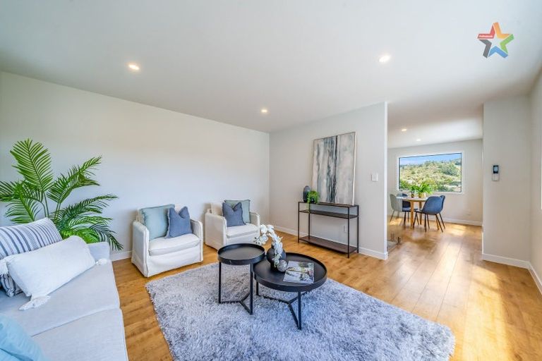 Photo of property in 9 Te Ara O Tahumate, Stokes Valley, 5019