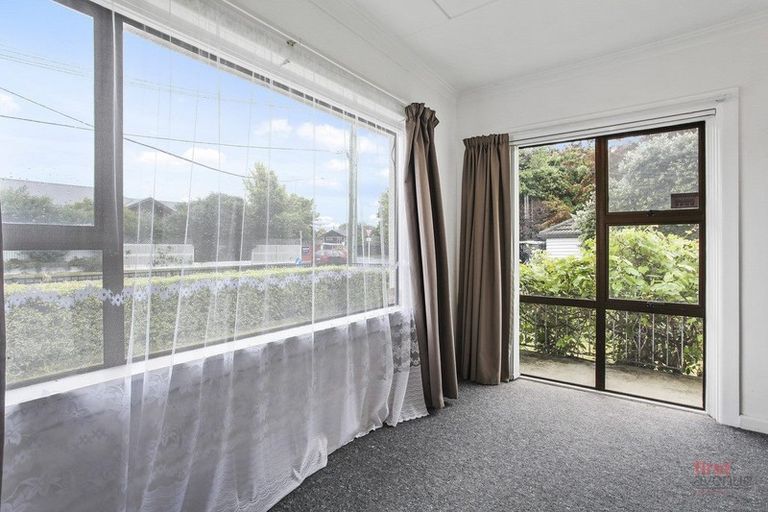 Photo of property in 16 Kerrs Road, Linwood, Christchurch, 8062