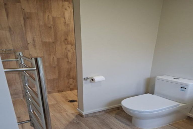 Photo of property in 25 Chateau Crescent, Rangatira Park, Taupo, 3330