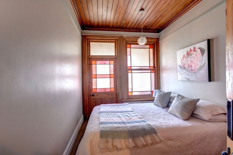 Photo of property in 54 Manor Place, Dunedin Central, Dunedin, 9016