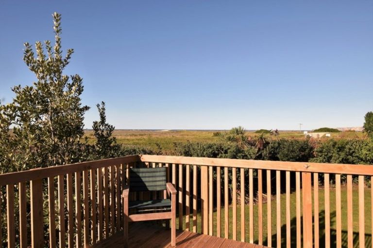 Photo of property in 17 Bell Street, Clive, 4102