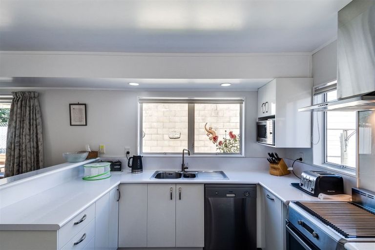 Photo of property in 24a Flanders Avenue, Onekawa, Napier, 4110