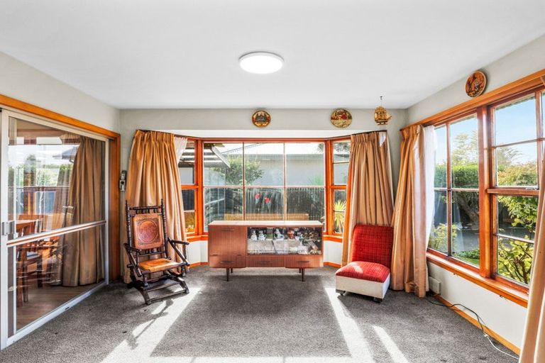 Photo of property in 77 Halberg Street, Dallington, Christchurch, 8061