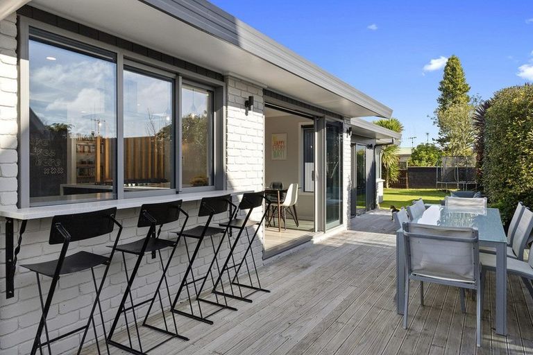 Photo of property in 8 Cooper Place, Chedworth, Hamilton, 3210