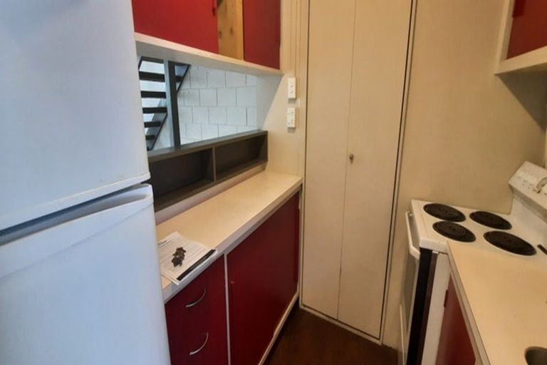 Photo of property in Paddington Apartments, 5/15 Mckinley Crescent, Brooklyn, Wellington, 6021