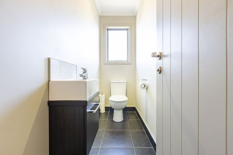 Photo of property in 3 Peppertree Glade, Kelvin Grove, Palmerston North, 4414