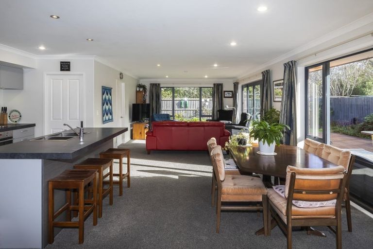 Photo of property in 14 Garforth Green, Halswell, Christchurch, 8025