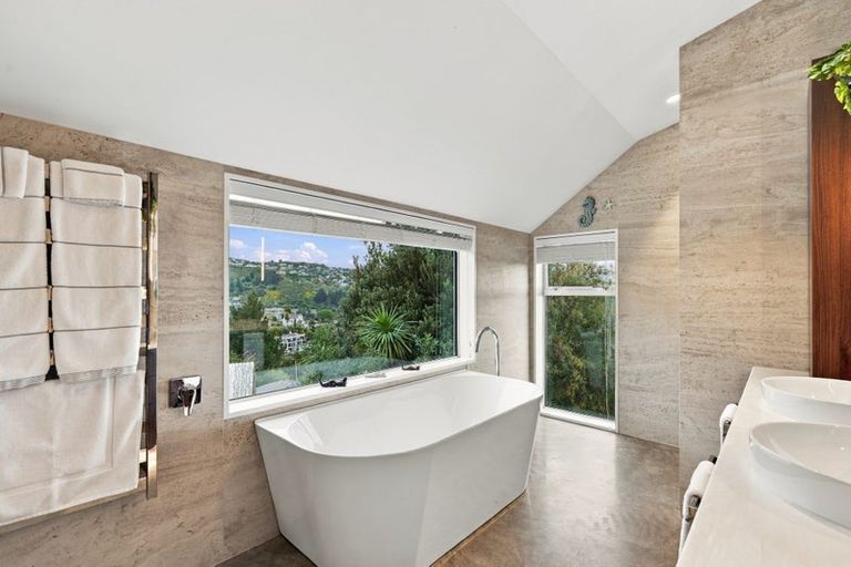 Photo of property in 50 Woodlau Rise, Huntsbury, Christchurch, 8022