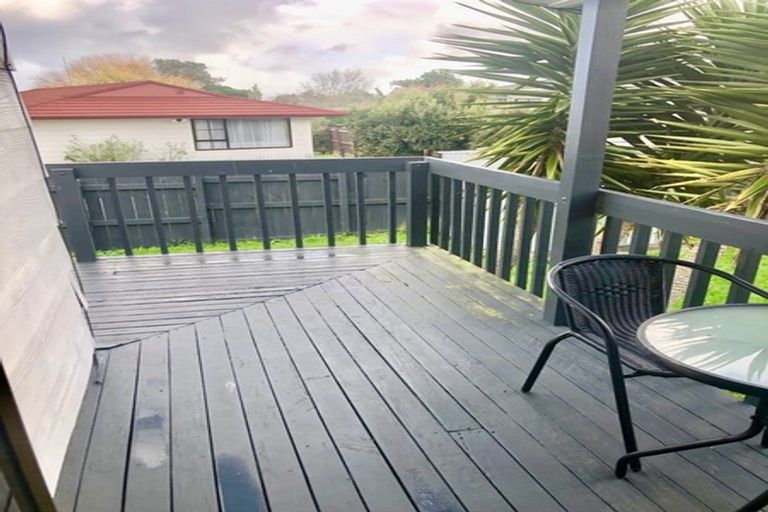 Photo of property in 2/122 Finlayson Avenue, Clendon Park, Auckland, 2103