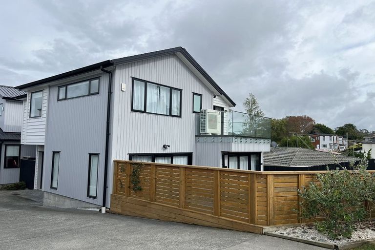 Photo of property in 14a September Place, Forrest Hill, Auckland, 0620