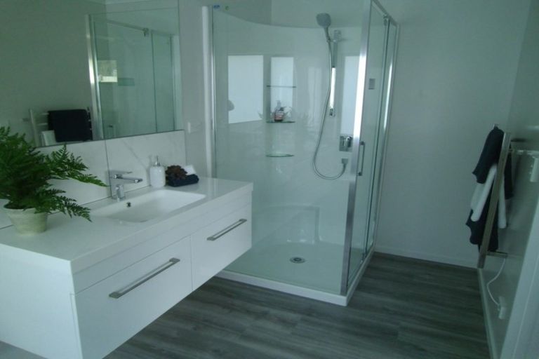 Photo of property in 5 Pohatu Lane, Otaki, 5512