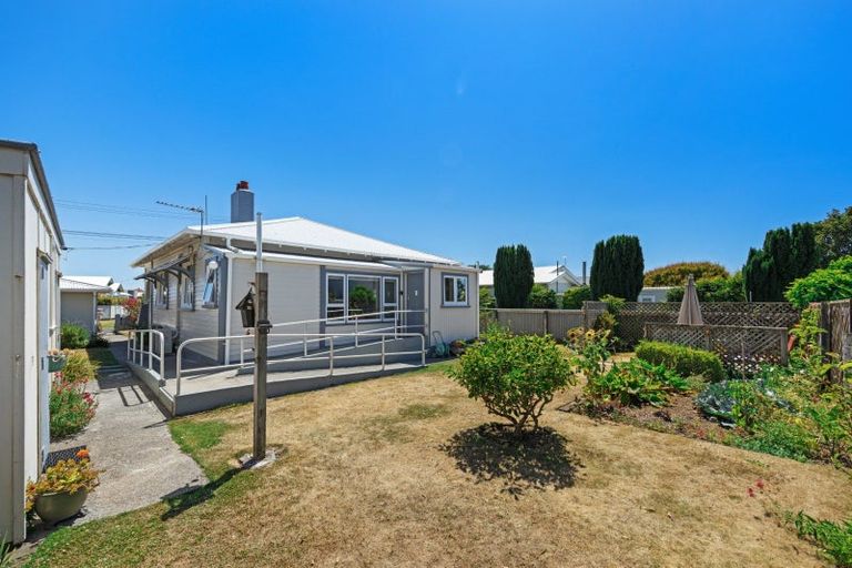 Photo of property in 11 Normanby Street, Fitzroy, New Plymouth, 4312