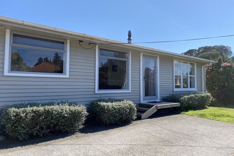 Photo of property in 63 Parsons Street, Frankleigh Park, New Plymouth, 4310