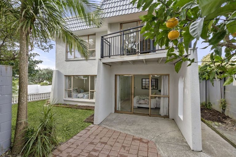 Photo of property in 1/95 Aberdeen Road, Castor Bay, Auckland, 0620