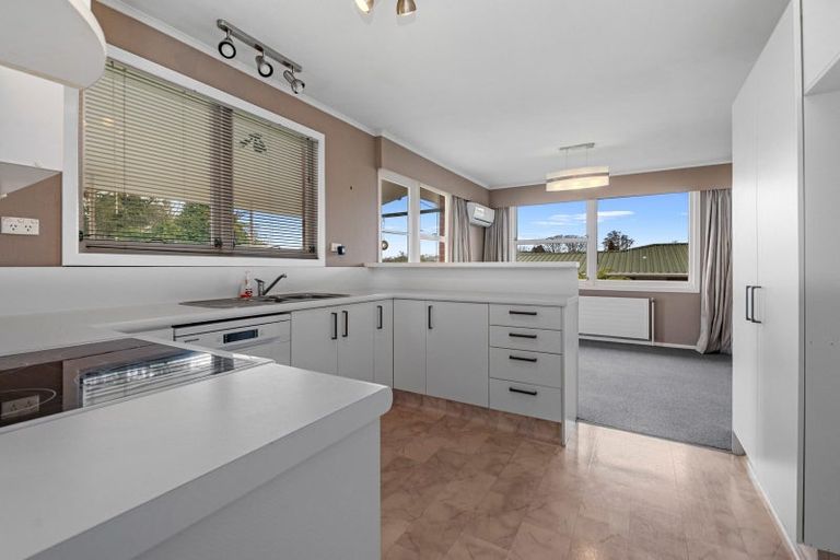 Photo of property in 9 Carlton Street, Glenholme, Rotorua, 3010