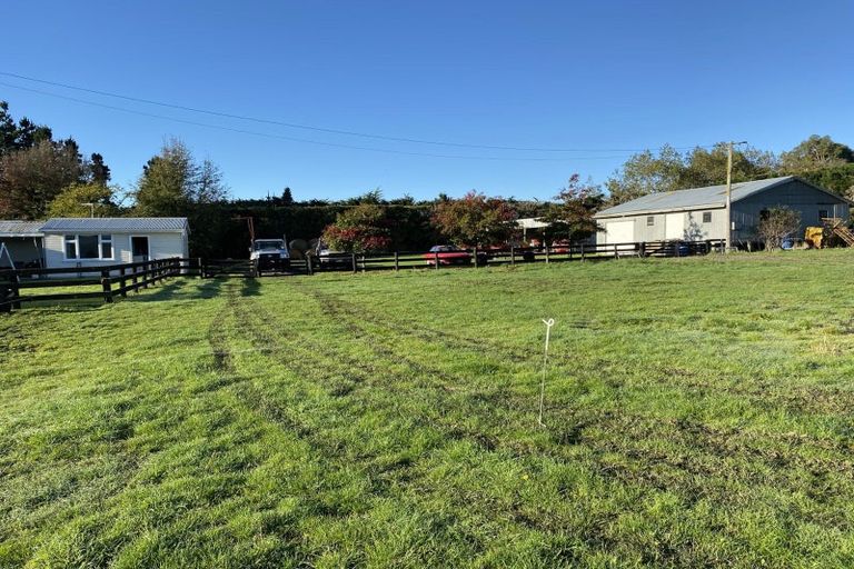 Photo of property in 420 Dunrobin Road, Fuchsia Creek, Oamaru, 9491