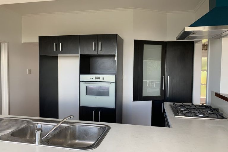 Photo of property in 65 Norwood Road, Bayswater, Auckland, 0622