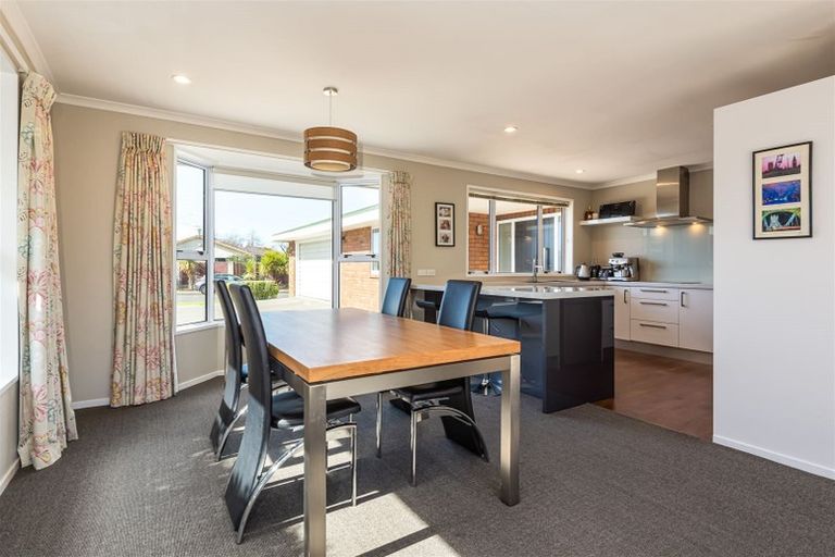 Photo of property in 46 Regency Crescent, Redwood, Christchurch, 8051