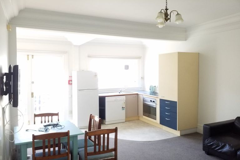Photo of property in 4/205 The Terrace, Wellington Central, Wellington, 6011