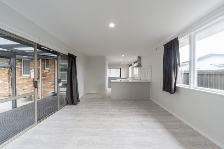 Photo of property in 27 Cotton Street, St Andrews, Hamilton, 3200
