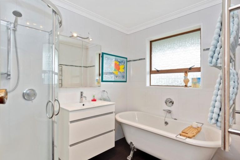 Photo of property in 5 Idesia Grove, Matua, Tauranga, 3110