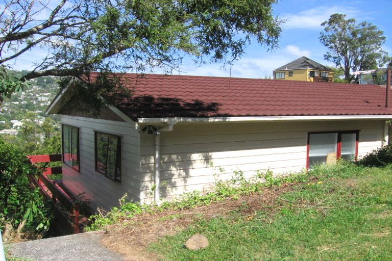 Photo of property in 53 Chartwell Drive, Crofton Downs, Wellington, 6035