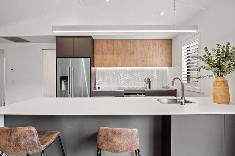 Photo of property in 93 Muster Road, Jacks Point, 9371