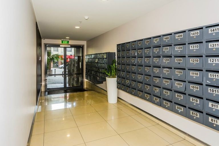 Photo of property in Sapphire Apartments, 1011/76 Wakefield Street, Auckland Central, Auckland, 1010