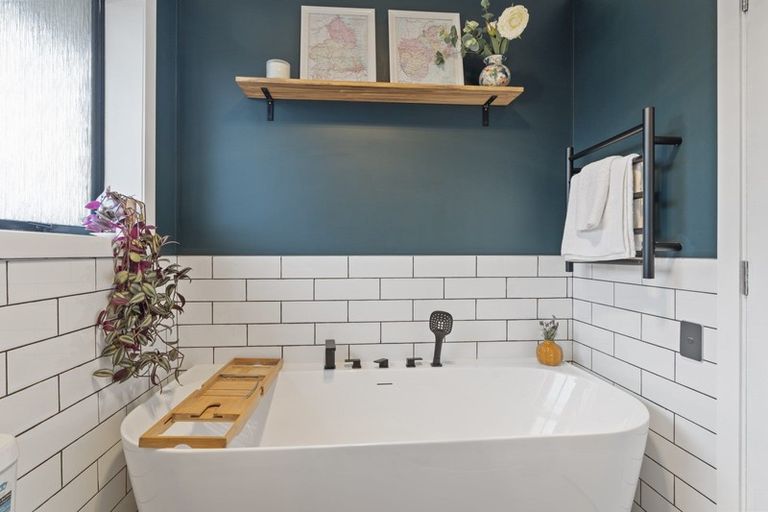 Photo of property in 18 Santa Rosa Avenue, Halswell, Christchurch, 8025