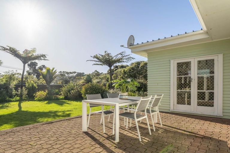 Photo of property in 159 Broderick Road, Johnsonville, Wellington, 6037
